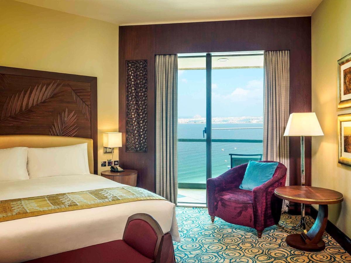 Sofitel Dubai Jumeirah Beach Exterior foto