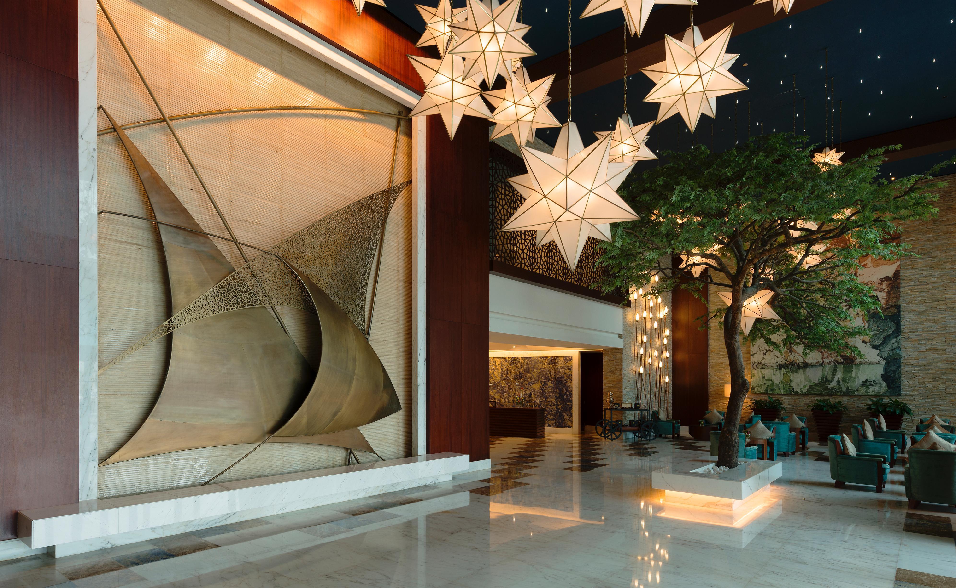 Sofitel Dubai Jumeirah Beach Exterior foto The lobby of the hotel