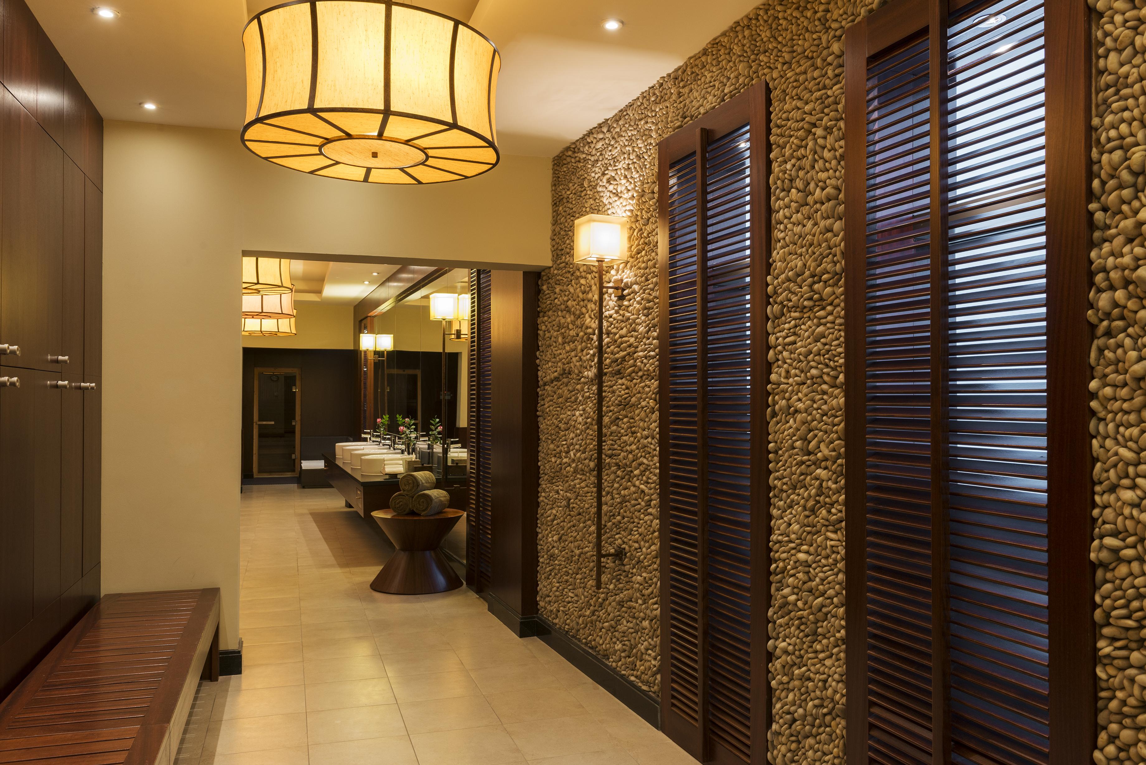 Sofitel Dubai Jumeirah Beach Exterior foto The interior of a modern Thai spa