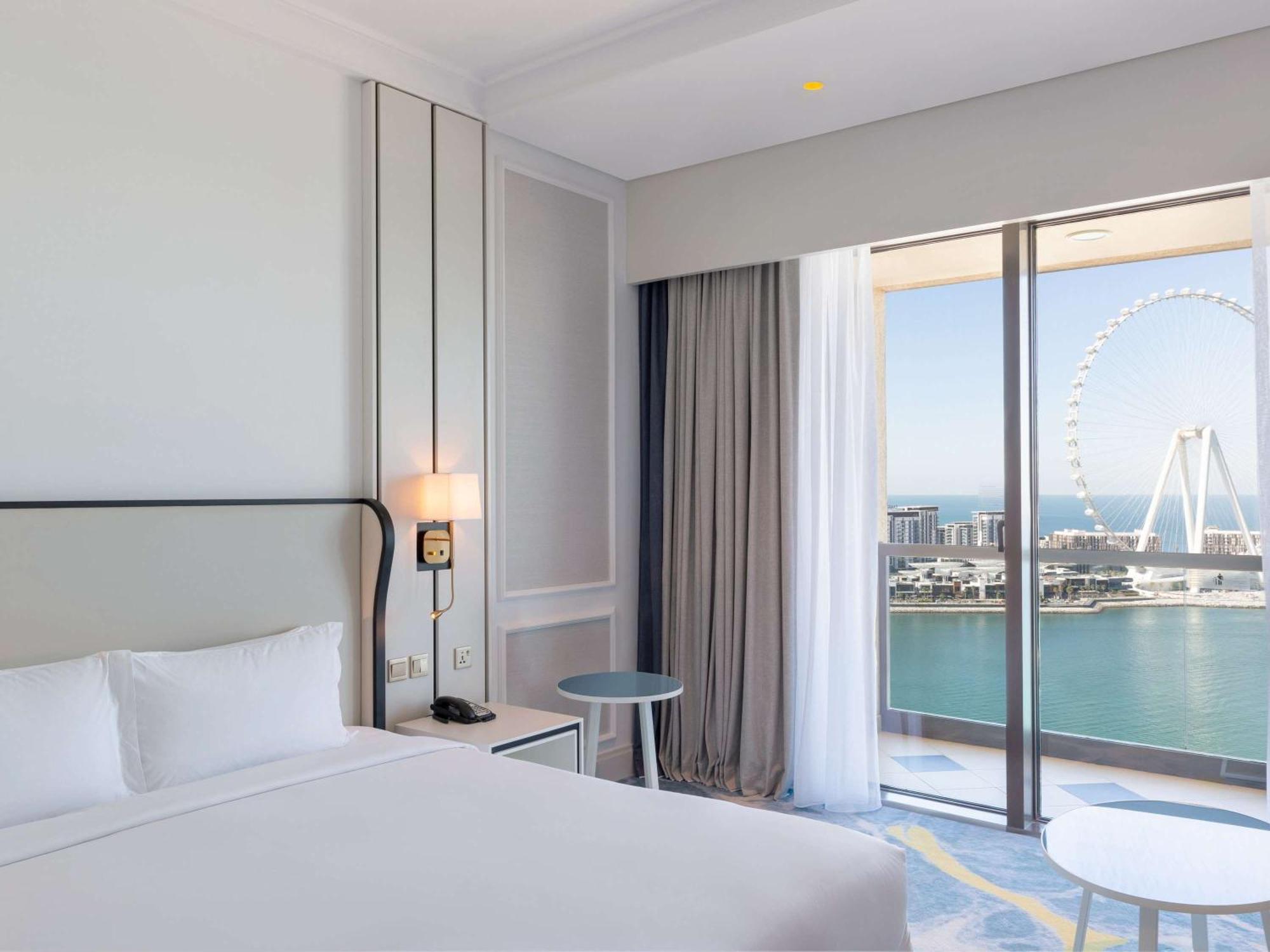 Sofitel Dubai Jumeirah Beach Exterior foto A room at Jumeirah Jumeirah